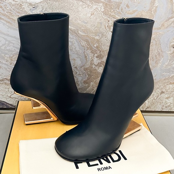 Fendi Nappa Fendi First Black Leather Ankle Boots - Picture 5 of 9